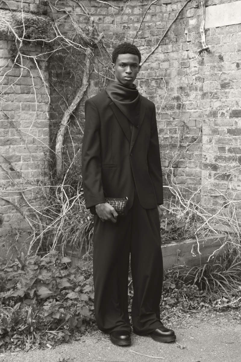 model: Ayomide Onasanya / photographer: Weronika Kulesza